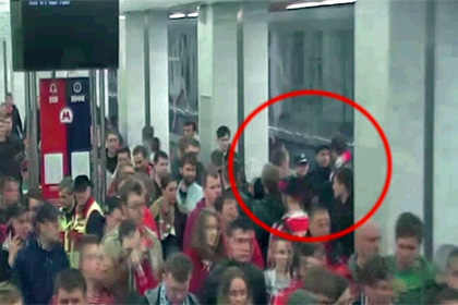 Фанат «Спартака» сломал нос пасссажиру метро за испорченное селфи