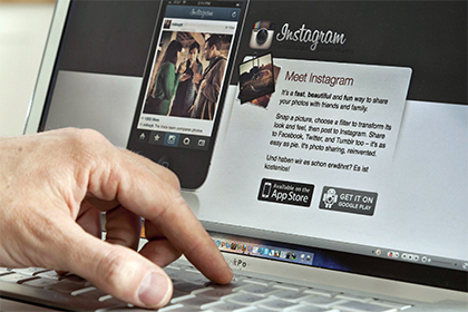 Instagram разрешил отправлять фото друзьям прямо из ленты