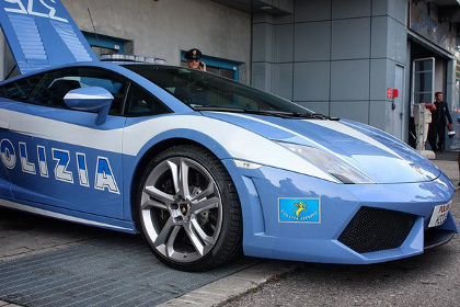 Киевские полицейские получат Lamborghini для преследования нарушителей