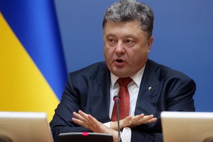 Порошенко отложил мобилизацию в связи с затишьем в Донбассе
