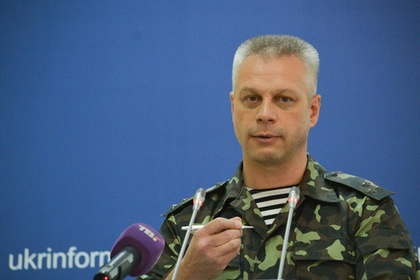 Киев пригрозил оперативно вернуть технику на позиции при наступлении ополченцев
