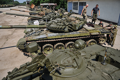 Киев заявил о начале второго этапа отвода вооружений в Донбассе