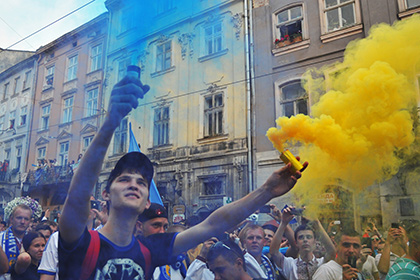 Киевское «Динамо» извинилось за избиение чернокожих фанатов