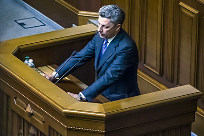 Оппозицинеры из Верховной Рады потребовали отставки Яценюка