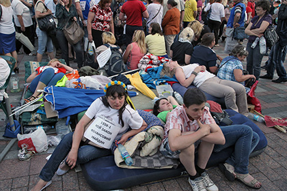 Пятая часть жителей Украины выразила готовность эмигрировать