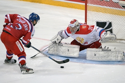 Сборная России по хоккею проиграла два матча из трех на Кубка Карьяла