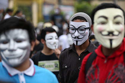 Хакеры из Anonymous попросили помощи спецслужб для борьбы с ИГ