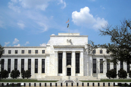 ФРС США сохранила неизменной базовую ставку