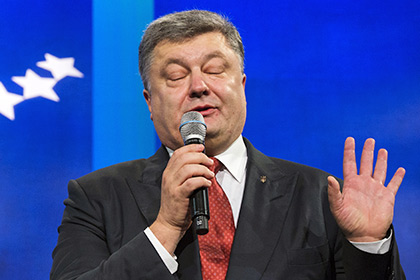Рейтинг Порошенко рухнул ниже показателя Януковича