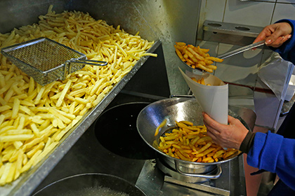 СМИ узнали о планах «Макдоналдс» закупать картошку у дагестанского производителя