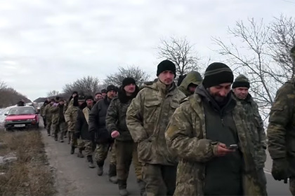 Бойцов украинской армии помыли после визита военной прокуратуры