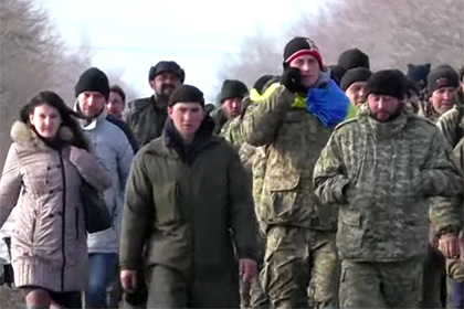 Бойцы украинской армии пожаловались в прокуратуру из-за матрасов со вшами