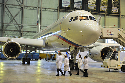 «Коммерсантъ» узнал о намерении заморозить производство Ту-204