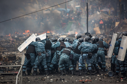 На Украине 25 бывших бойцов «Беркута» обвинили в убийствах на Майдане