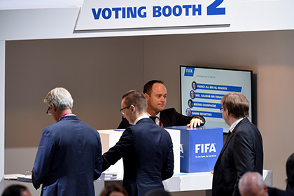 Объявлены результаты первого тура выборов президента ФИФА
