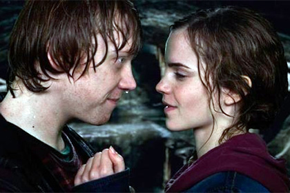 Руперт Гринт рассказал о тяжелом поцелуе с Эммой Уотсон в «Гарри Поттере»