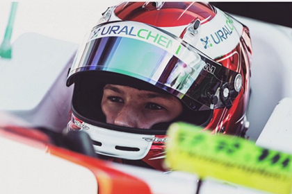 Шестнадцатилетний сын российского миллиардера стал пилотом «Формулы-1»