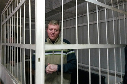 Бизнесмена приговорили к четырем годам тюрьмы за хищение денег у Кержакова