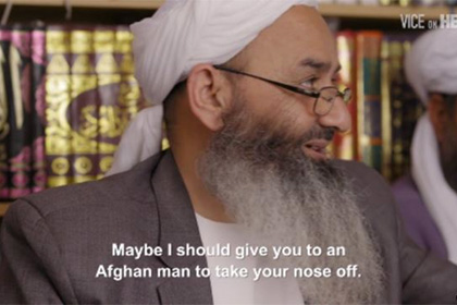 Депутат афганского парламента предложил отрезать западной журналистке нос