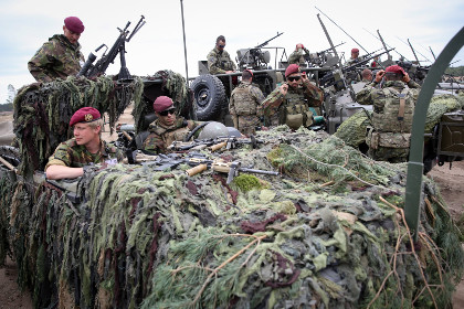 СМИ узнали о готовящемся наращивании натовского контингента у границ России