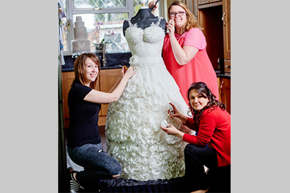 В Великобритании создали съедобное свадебное платье