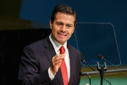 Президент Мексики поддержал однополые браки