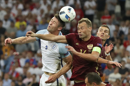 Нападающий сборной Англии сравнил гол Березуцкого с ударом в челюсть