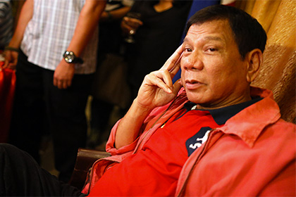 Свежеизбранный филиппинский президент пообещал медаль за убийство наркодилера