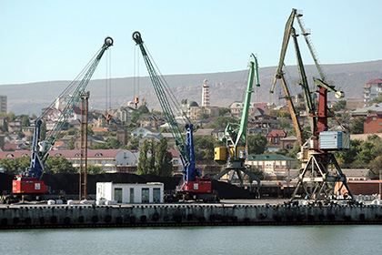 «Транснефть» сообщила о криминальной угрозе транзиту в порту Махачкалы