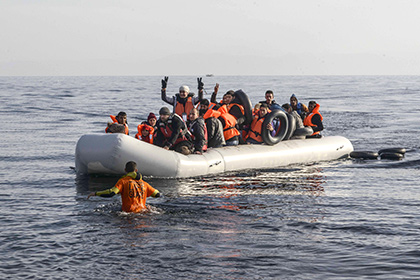 У берегов Крита спасено 340 мигрантов