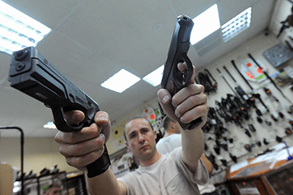 В Казахстане предложили запретить оружейные магазины
