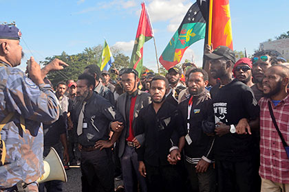 В Папуа-Новой Гвинее полиция расстреляла студенческую домонстрацию