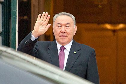 Назарбаев отказался передавать власть по наследству