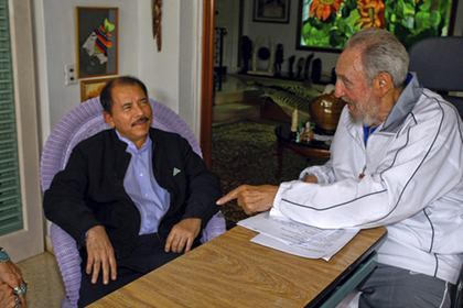 Ортега объявил в Никарагуа девятидневный траур в связи со смертью Кастро