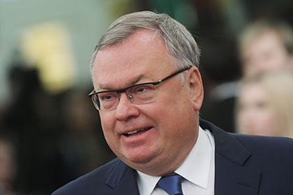 Глава ВТБ одобрил национализацию Приватбанка и назвал Коломойского негодяем