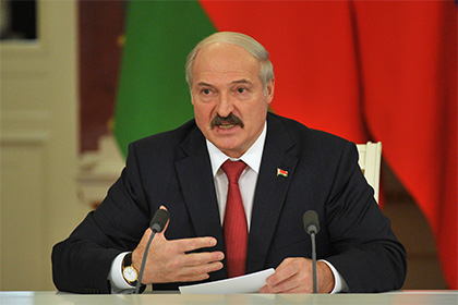 Лукашенко призвал правительство пошевелиться и найти деньги за рубежом