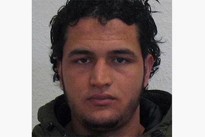 СМИ сообщили о желании берлинского террориста стать смертником