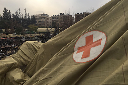 В Москву доставили раненного в Алеппо врача