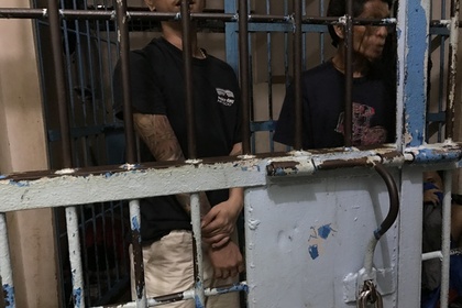 150 заключенных сбежали после вооруженного нападения на филиппинскую тюрьму
