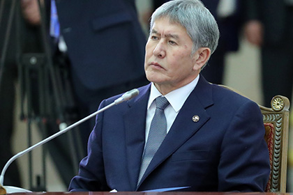 Атамбаев поручил оказать помощь семьям погибших и пострадавших в авиакатастрофе