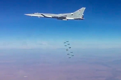 Дальняя авиация нанесла новый удар по объектам ИГ в Дейр-эз-Зоре