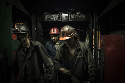 Две сотни горняков оказались заблокированы на шахте в Донецке из-за обстрела ВСУ