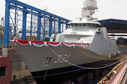 Индонезийские судостроители передали флоту безоружный фрегат