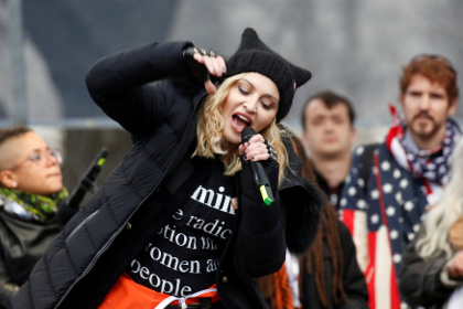 Мадонна нецензурно обругала Трампа на митинге