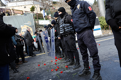 Полиция заподозрила в совершении теракта в Стамбуле выходца из Средней Азии