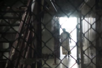 Последнего содержавшегося в Гуантанамо россиянина отправили в ОАЭ