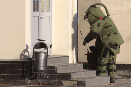 СМИ сообщили о самодельной бомбе в порту Севастополя