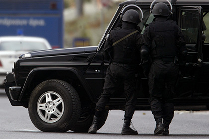 В Афинах совершено вооруженное нападение на полицейский спецназ
