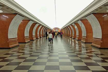 Возбуждено дело о невыплате зарплаты строителям станции метро «Парк Победы»
