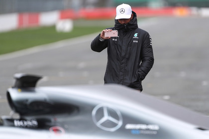 Чемпион «Формулы-1» Хэмилтон восхитился новым болидом Mercedes